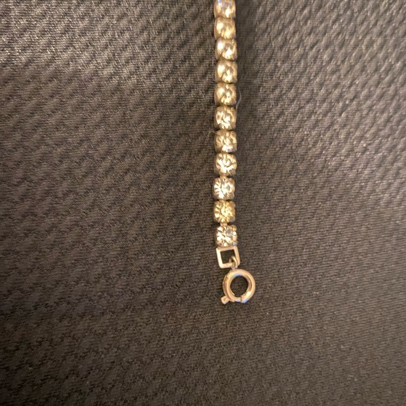 Vintage Rhinestone Bracelet - Picture 2 of 4